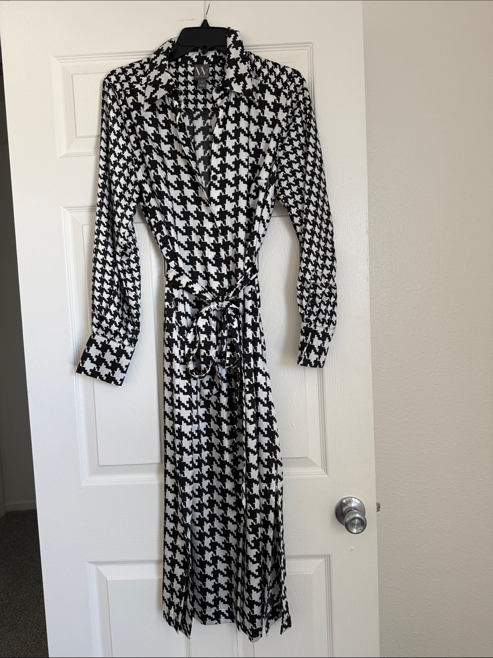 Worthington Button Down Black & White Houndstooth Midi Long Sleeve Belted Dress